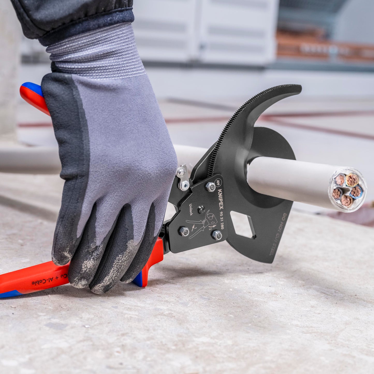 Knipex 95 31 280 SBA Ratcheting Cable Cutters - image 6