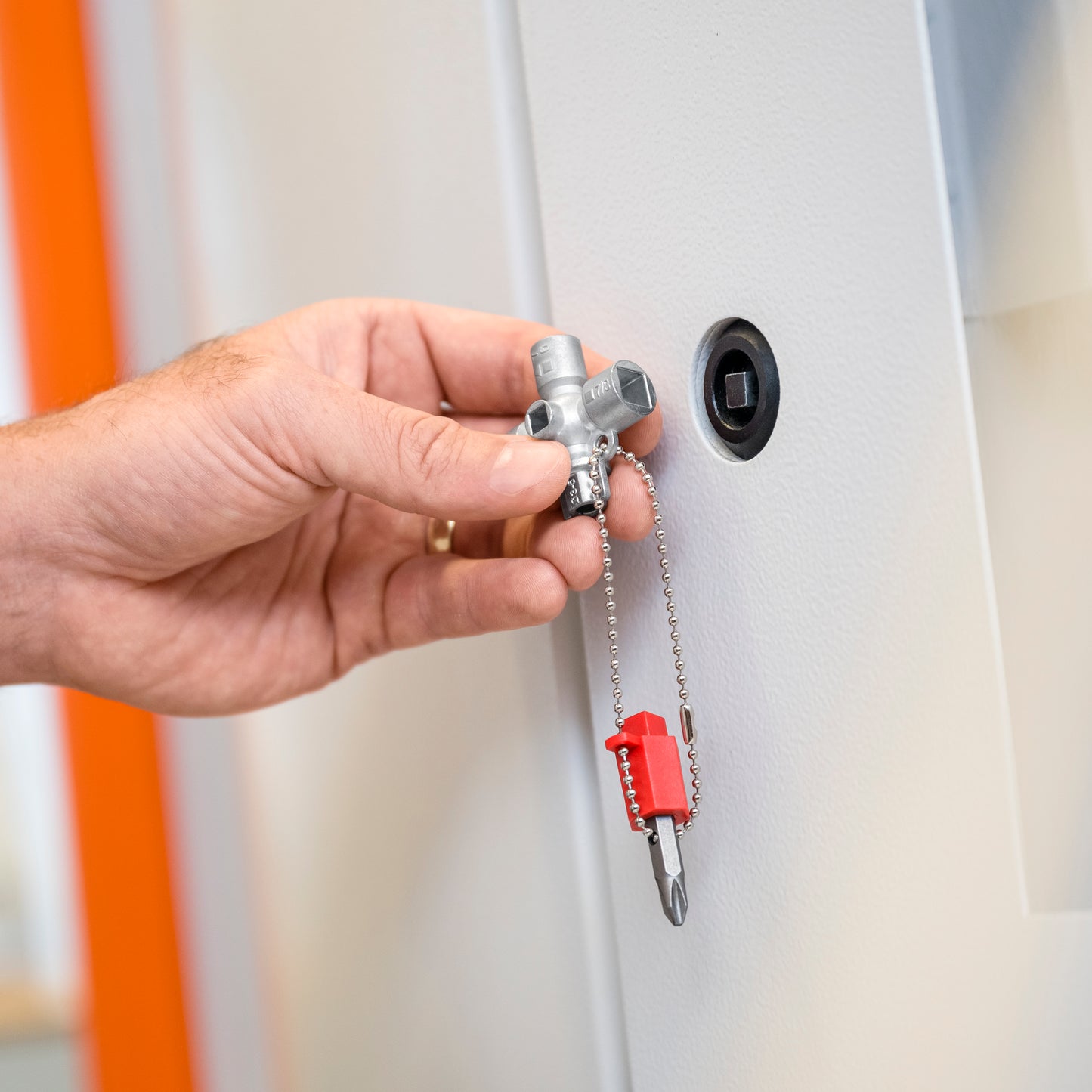 Knipex 00 11 02 Control Cabinet Key - image 5