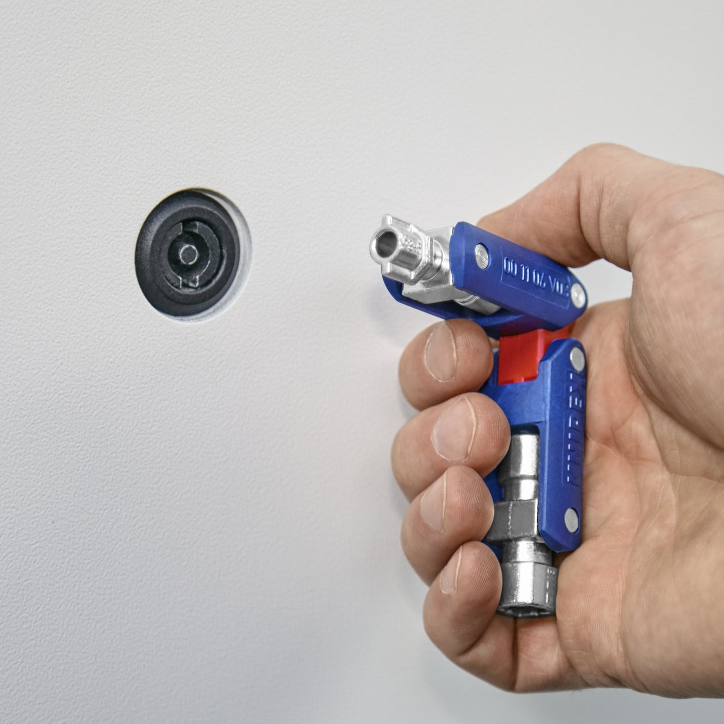 Knipex 00 11 06 V03 Control Cabinet Key DoubleJoint - image 12