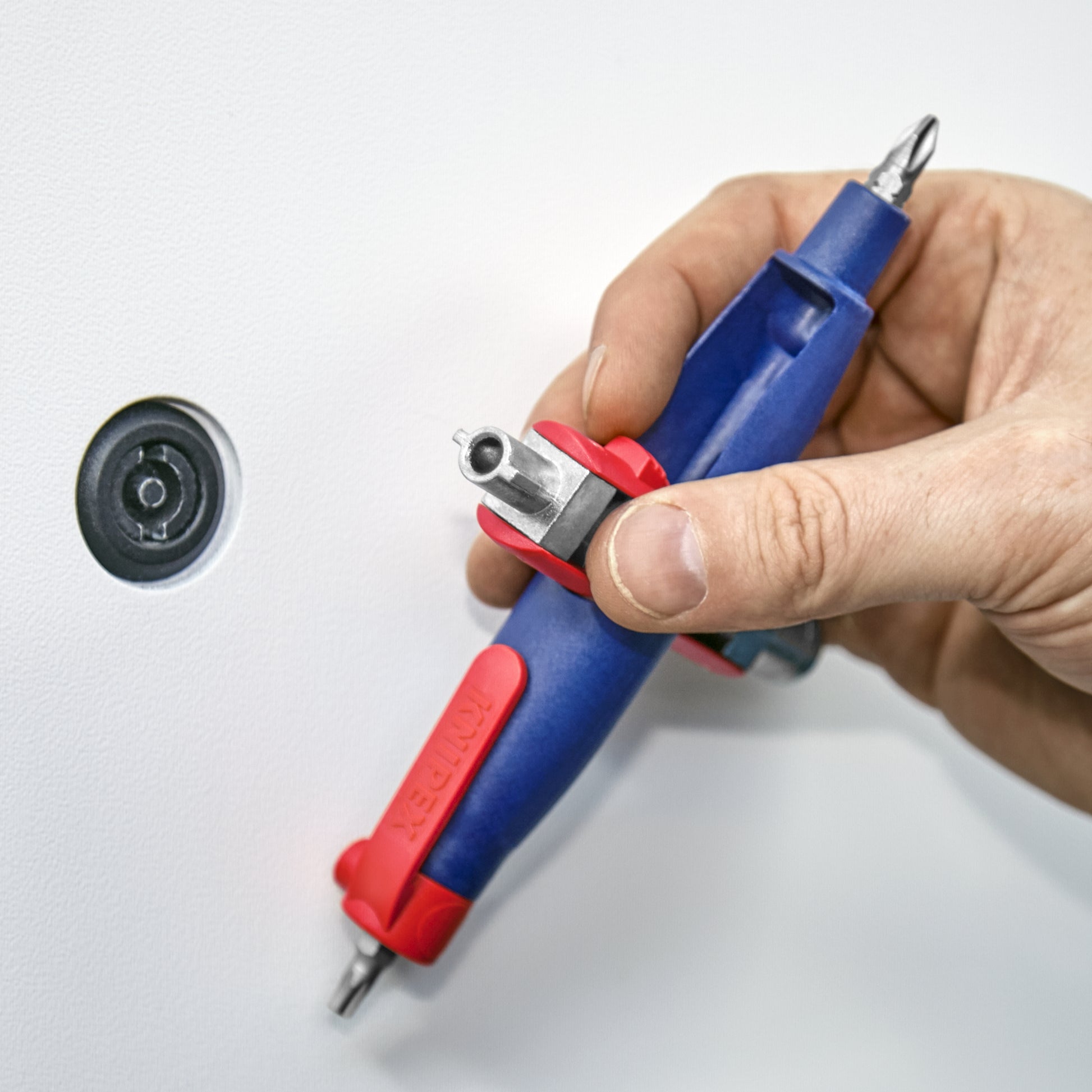 Knipex 00 11 07 Universal Control Cabinet Key-Pen Style - image 9