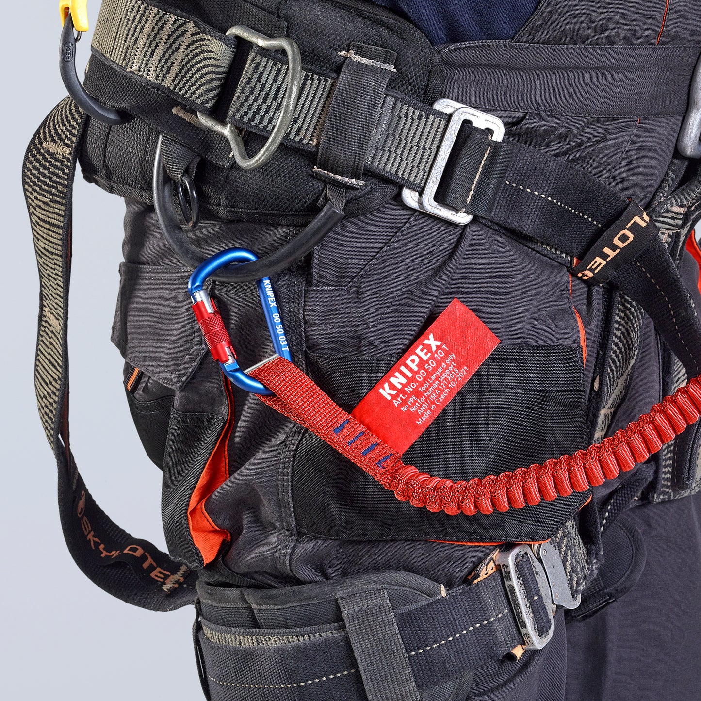 Knipex 00 50 12 T BKA Tool Tethering Lanyard with Captive Eye Carabiner up to 13 lbs. - image 3