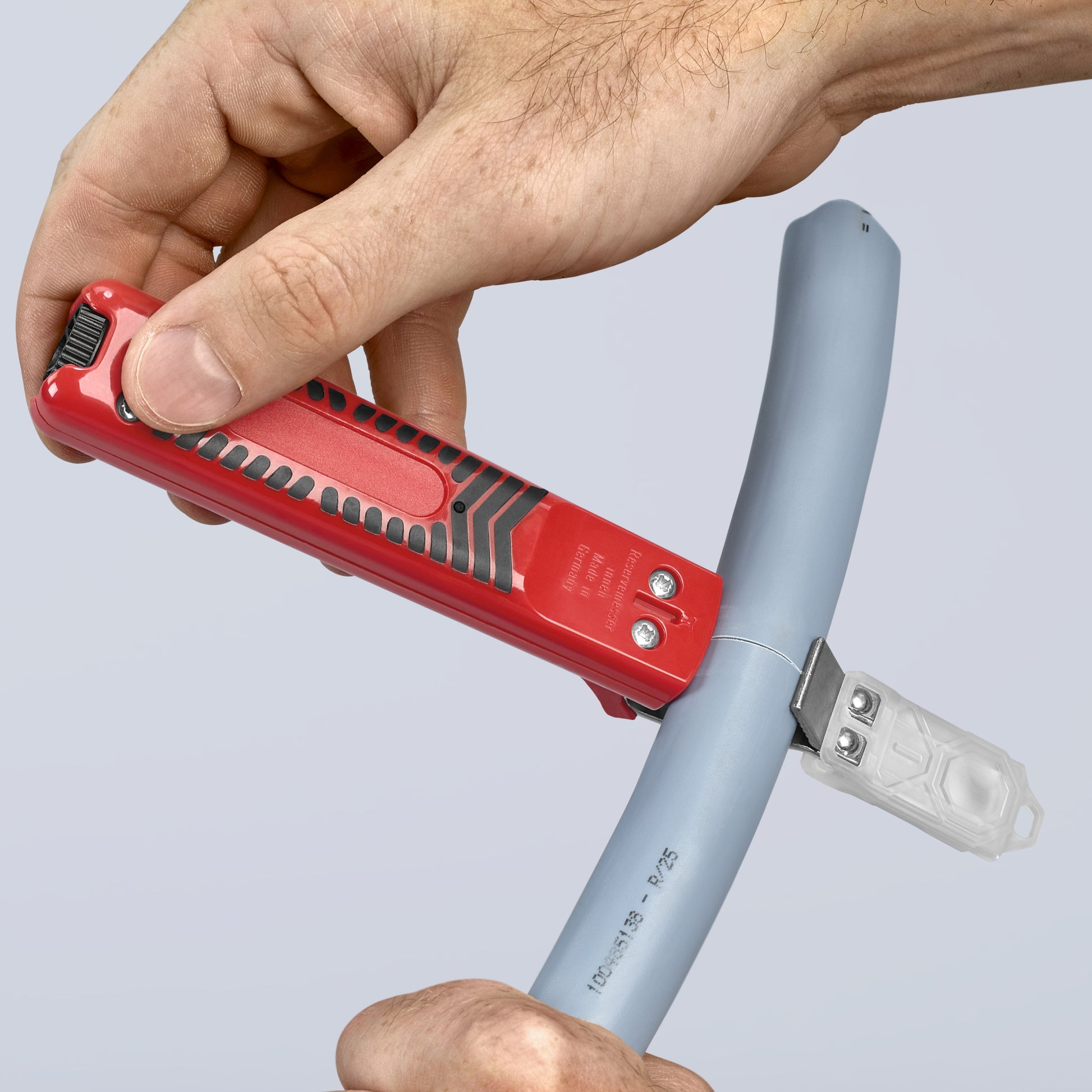 Knipex 16 20 165 SB Dismantling Tool with Hook Blade - image 4