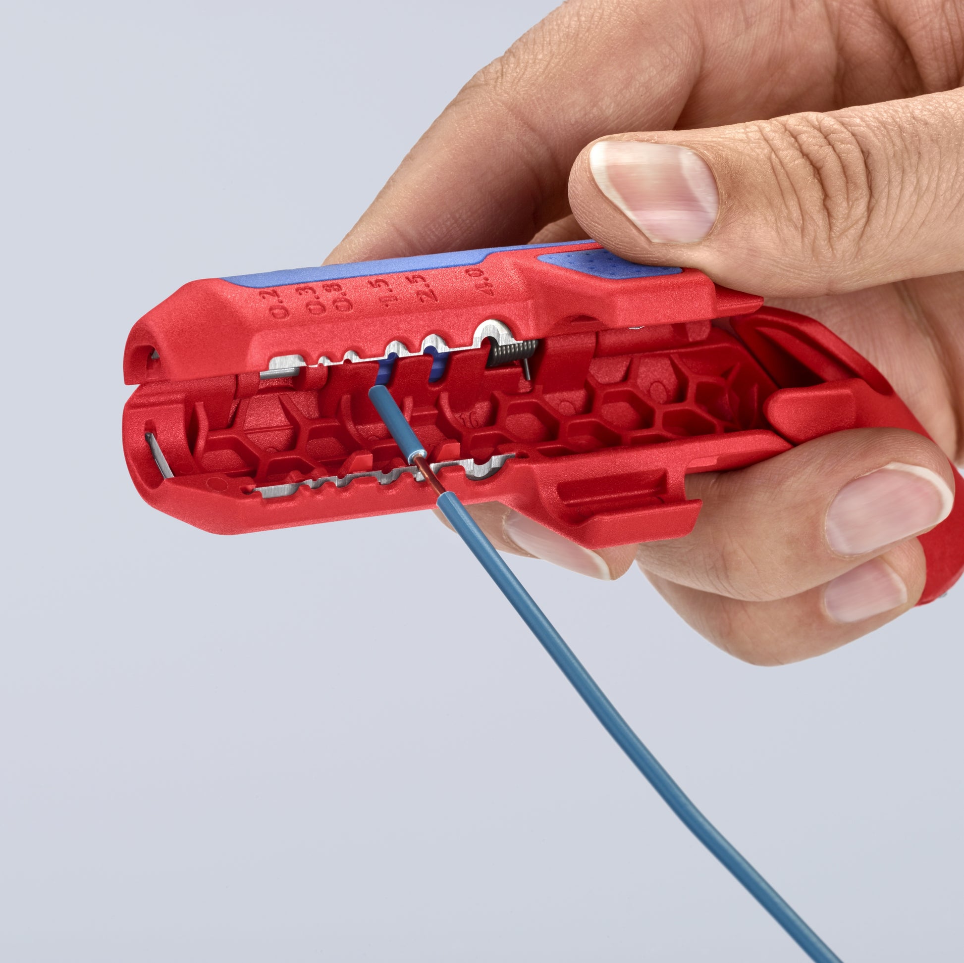 Knipex 16 95 01 SB ErgoStrip® Universal Dismantling Tool, Right-Handed - image 8