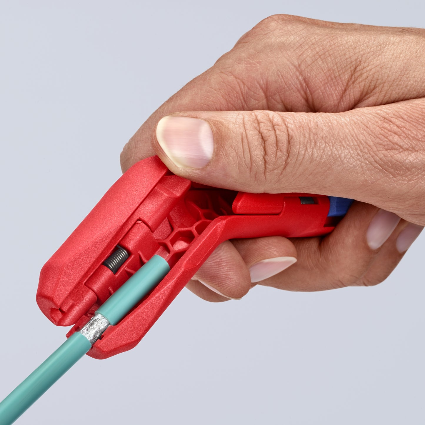 Knipex 16 95 01 SB ErgoStrip® Universal Dismantling Tool, Right-Handed - image 10