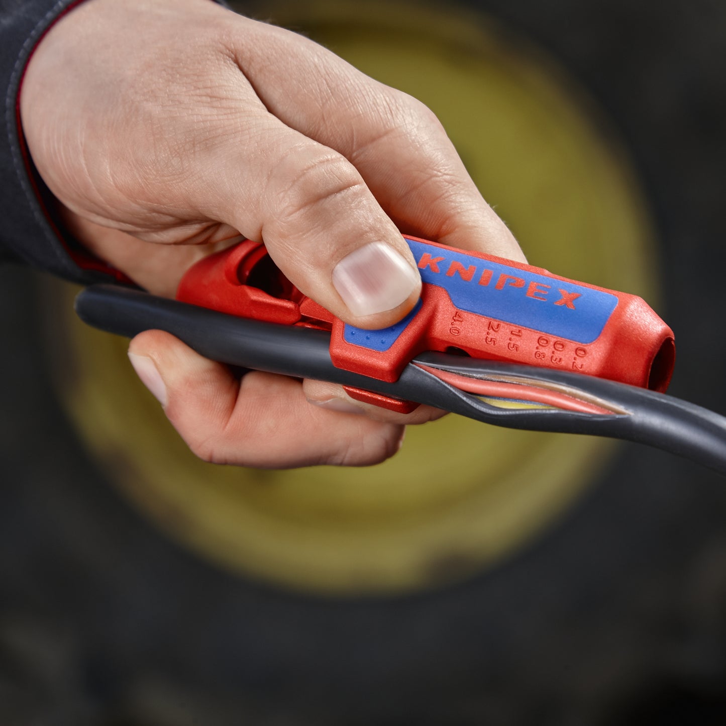 Knipex 16 95 02 SB ErgoStrip® Universal Dismantling Tool, Left- Handed - image 16