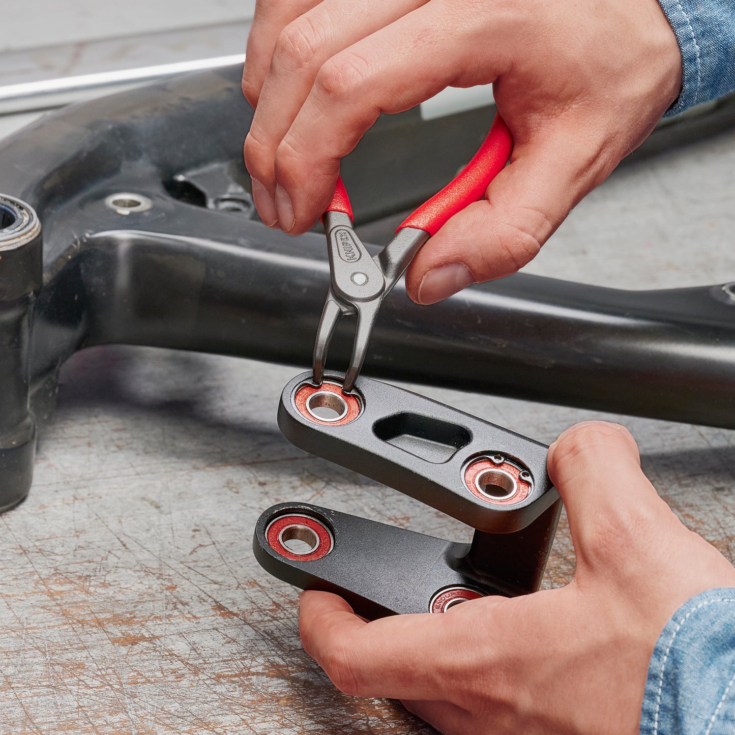 Knipex 48 21 J11 Internal 90° Angled Precision Snap Ring Pliers - image 6