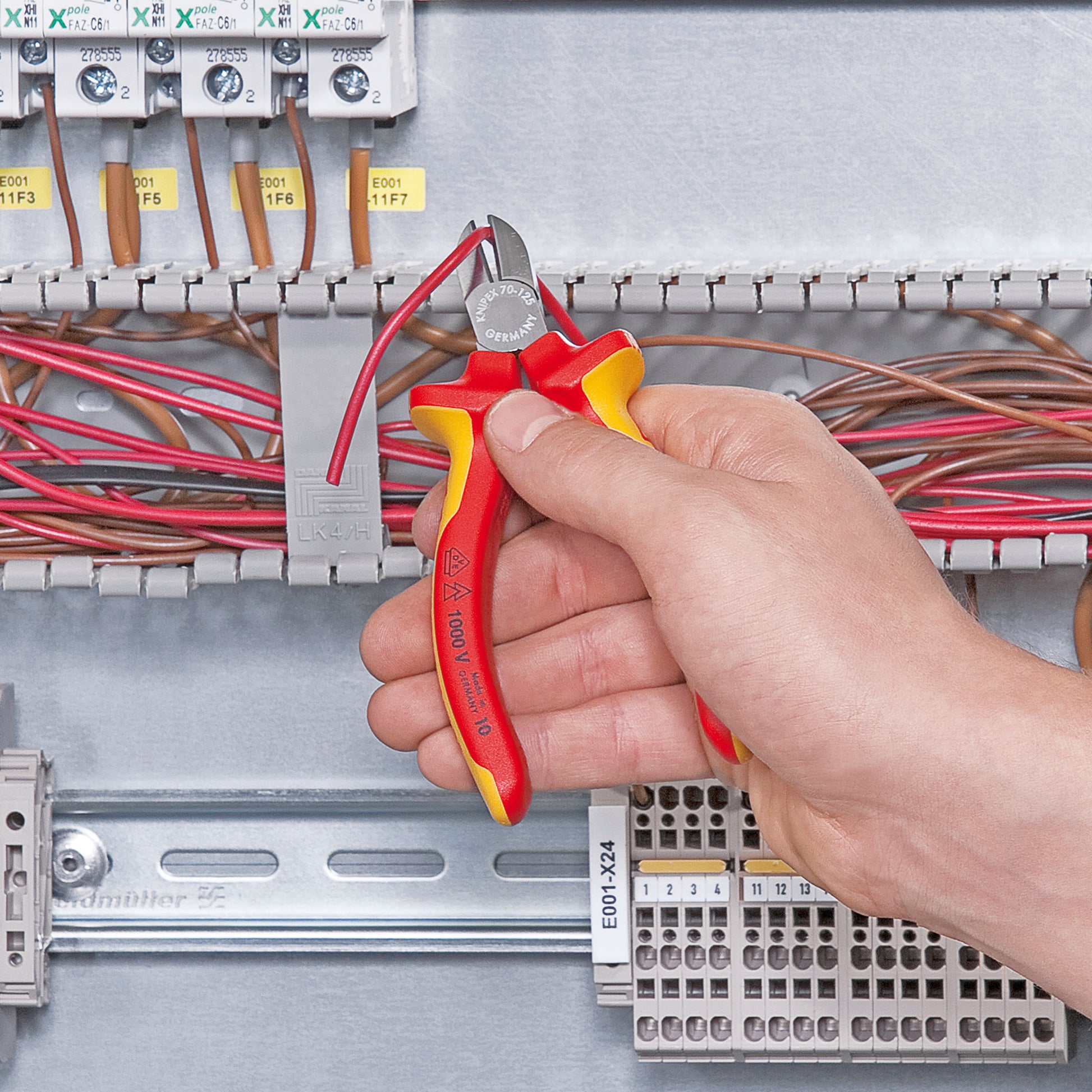 Knipex 70 06 125 Diagonal Cutters-1000V Insulated - image 9