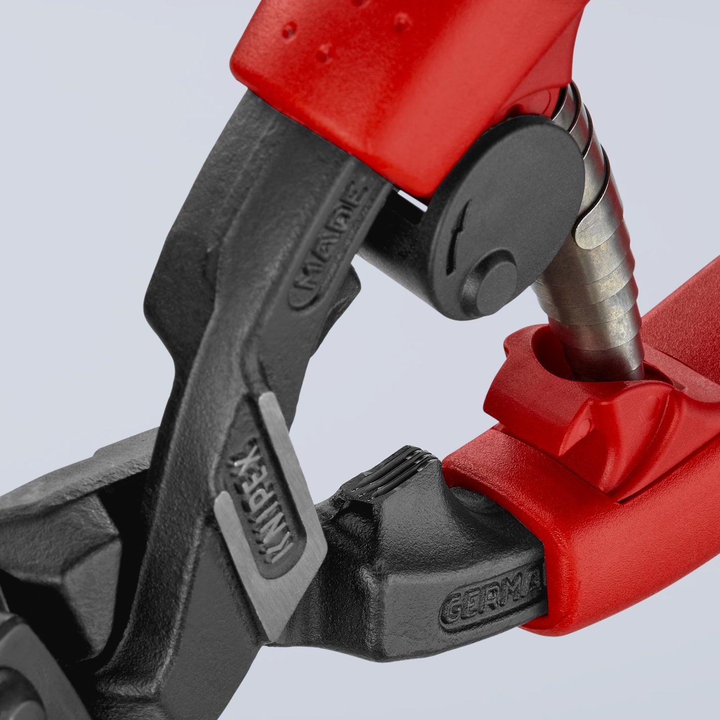 Knipex 71 22 200 CoBolt® High Leverage 20° Angled Compact Bolt Cutters - image 8