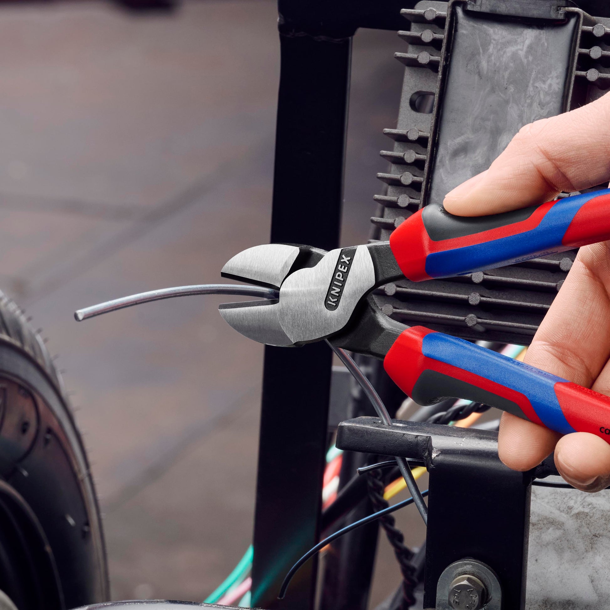Knipex 74 22 200 SBA High Leverage 12° Angled Diagonal Cutters - image 19