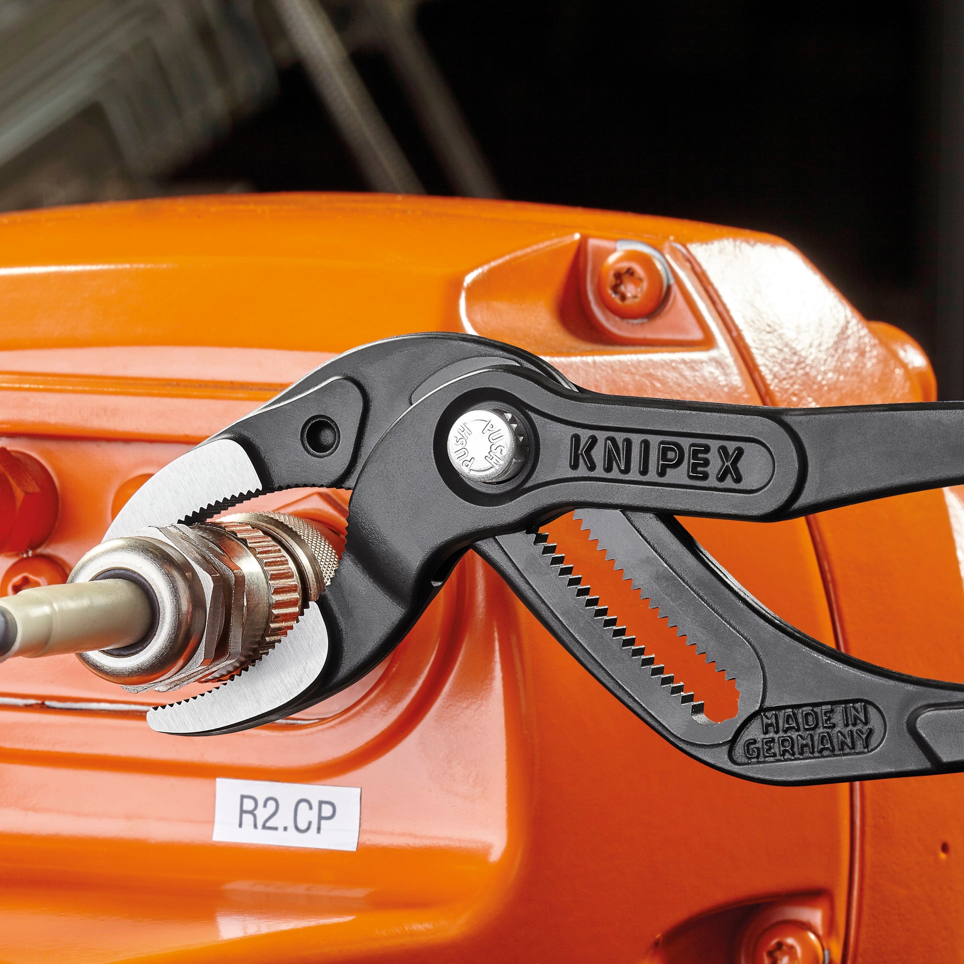 Knipex 81 01 250 SBA Pipe Gripping Pliers-Serrated Jaws - image 10