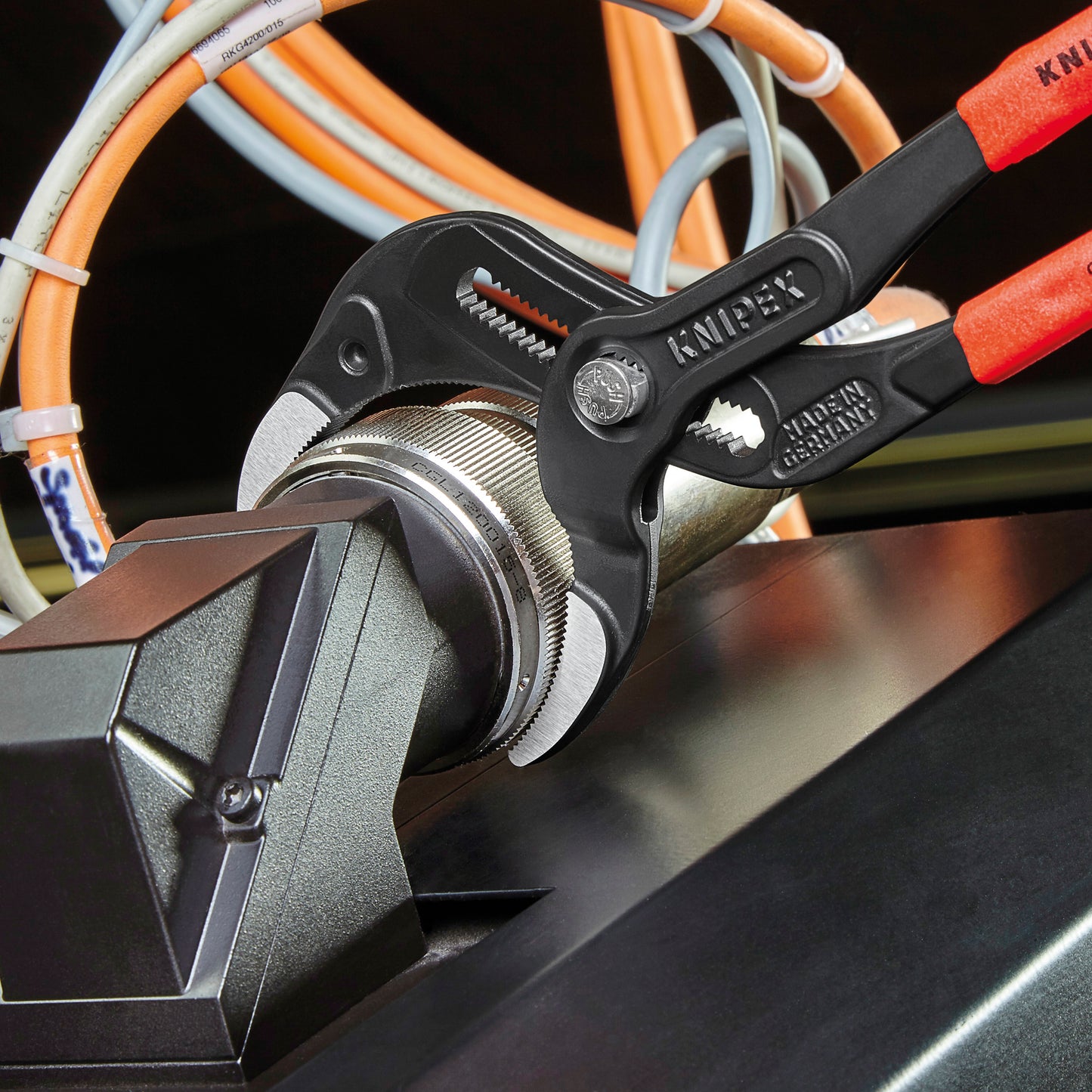 Knipex 81 01 250 SBA Pipe Gripping Pliers-Serrated Jaws - image 11