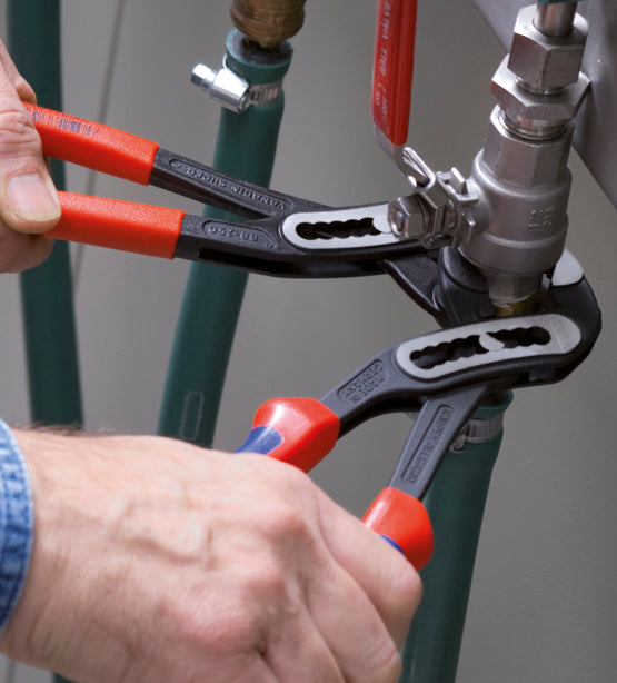 Knipex 88 02 250 Alligator® Water Pump Pliers - image 8