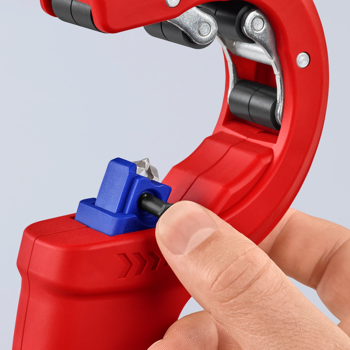 Knipex 90 23 01 BKA DP 50 Pipe Cutter - image 22