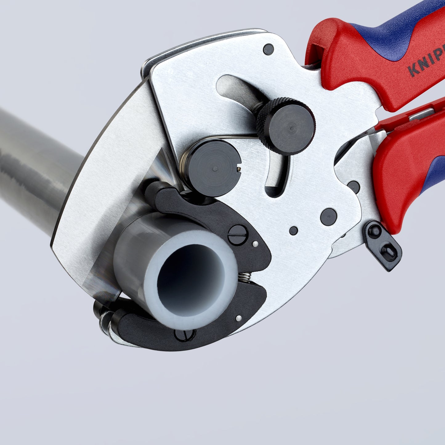 Knipex 90 25 40 PVC Pipe Cutter - image 9