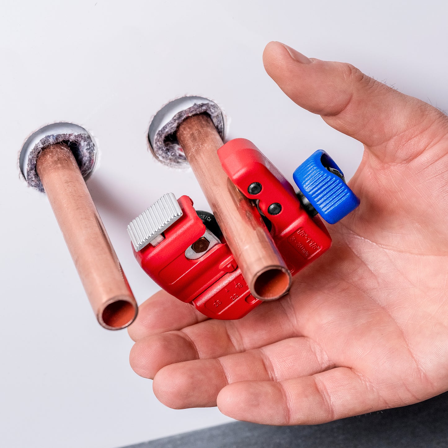 Knipex 90 31 01 SBA TubiX® S Pipe Cutter - image 17