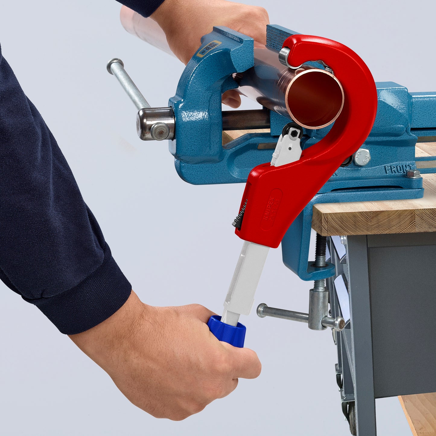 Knipex 90 31 03 BKA TubiX® XL Pipe Cutter - image 9