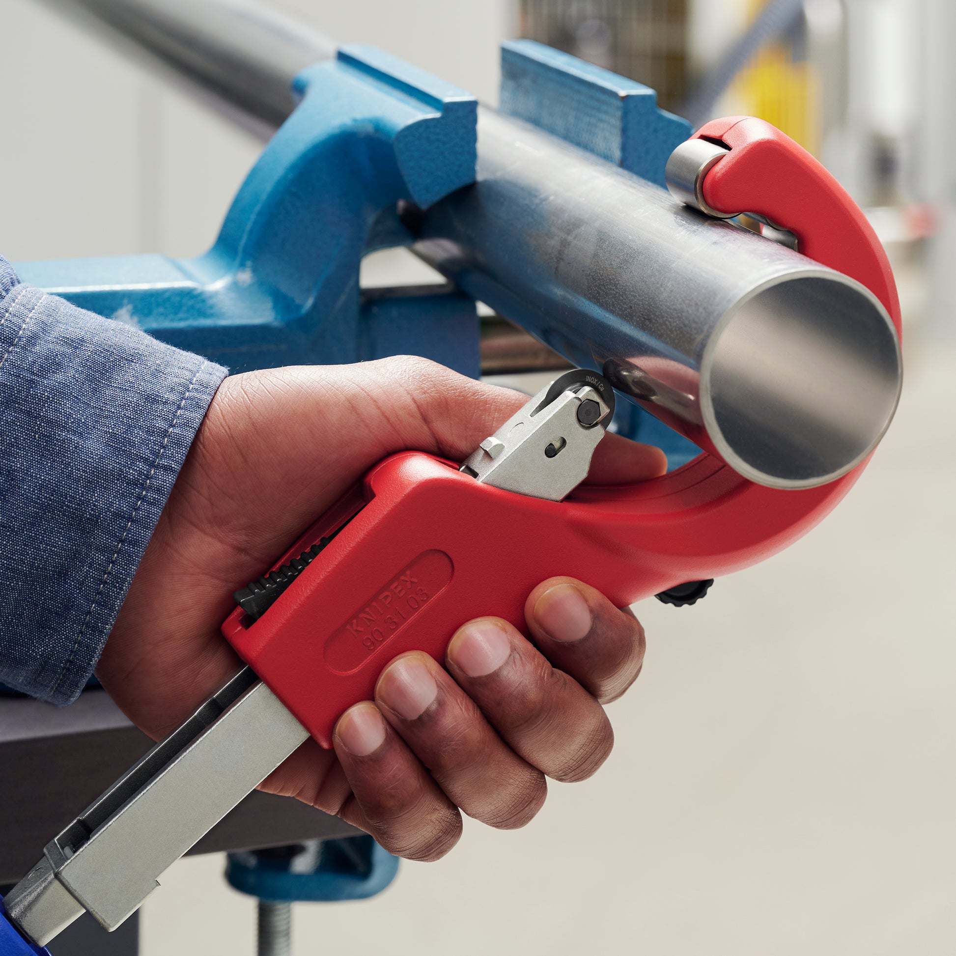 Knipex 90 31 03 BKA TubiX® XL Pipe Cutter - image 14