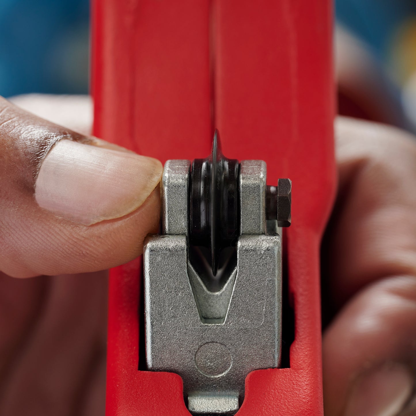 Knipex 90 31 03 BKA TubiX® XL Pipe Cutter - image 17
