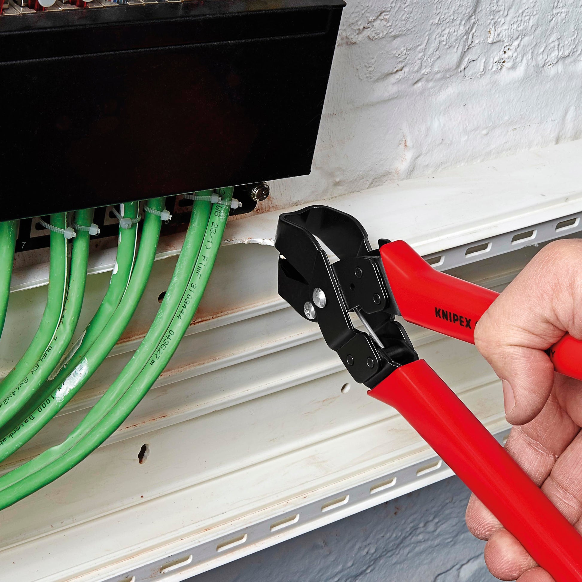 Knipex 90 61 20 Notching Pliers - image 7