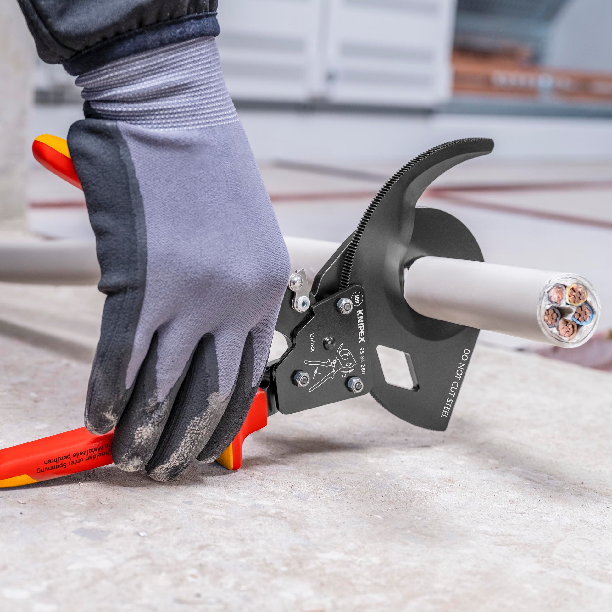 Knipex 95 36 280 SBA Ratcheting Cable Cutters-1000V Insulated - image 5
