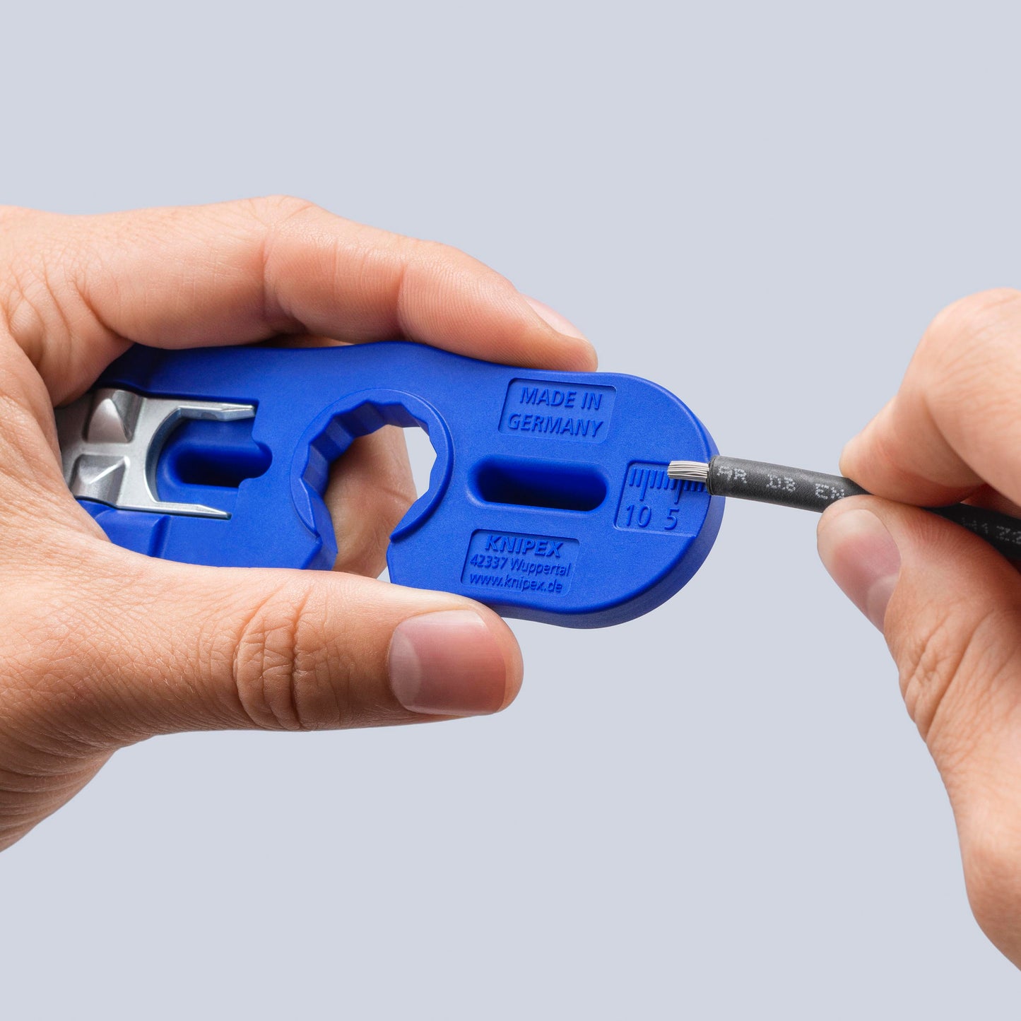 Knipex 97 49 66 3 SBA Assembly Tool for MC4® / MC4® Evo 2 - image 12