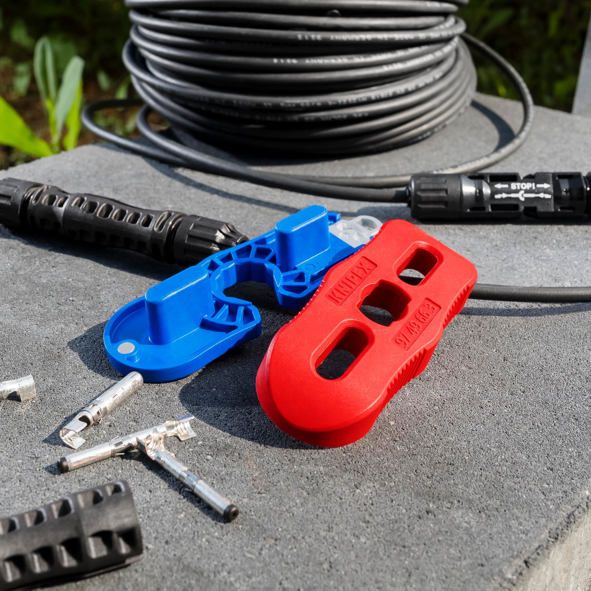 Knipex 97 49 66 3 SBA Assembly Tool for MC4® / MC4® Evo 2 - image 27