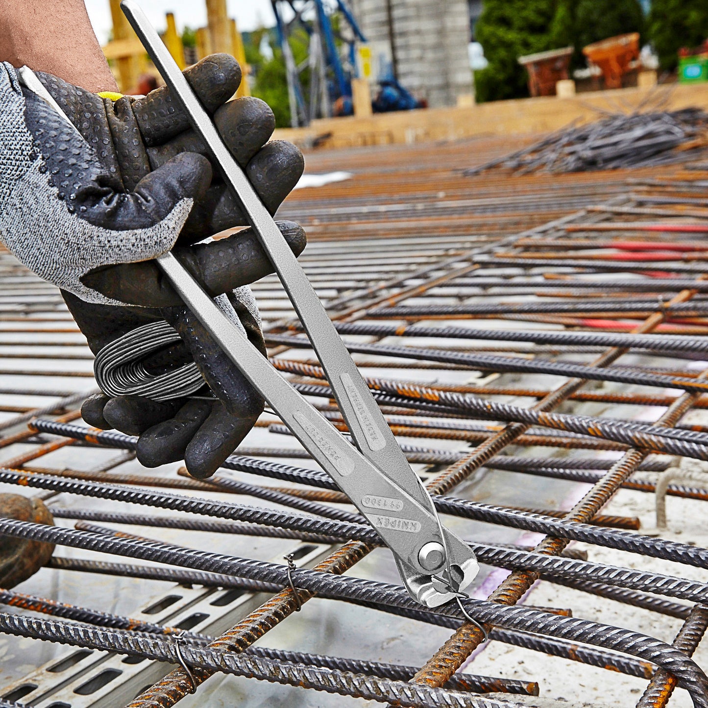 Knipex 99 14 300 High Leverage Concreters' Nippers - image 15